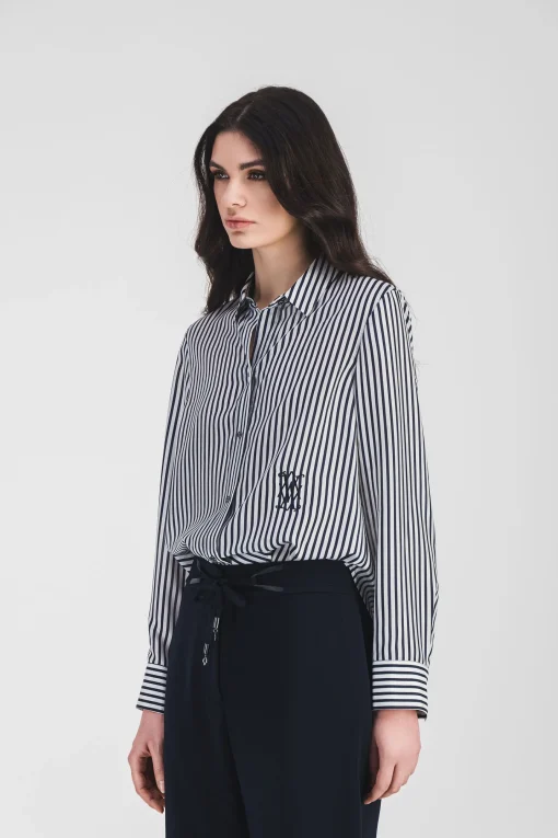 Chemise courte rayée en habotai de soie marine