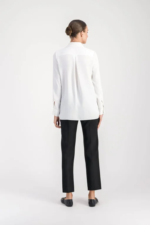 Chemise fluide poche brodée blanc cassé