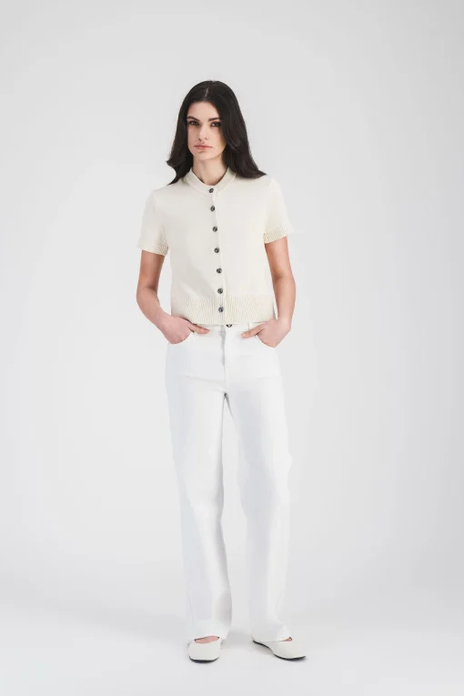 Gilet blanc cassé à manches courtes