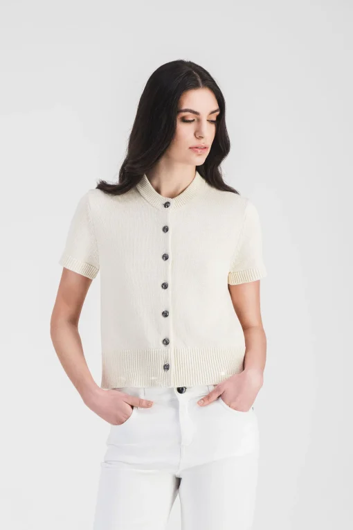 Gilet blanc cassé à manches courtes