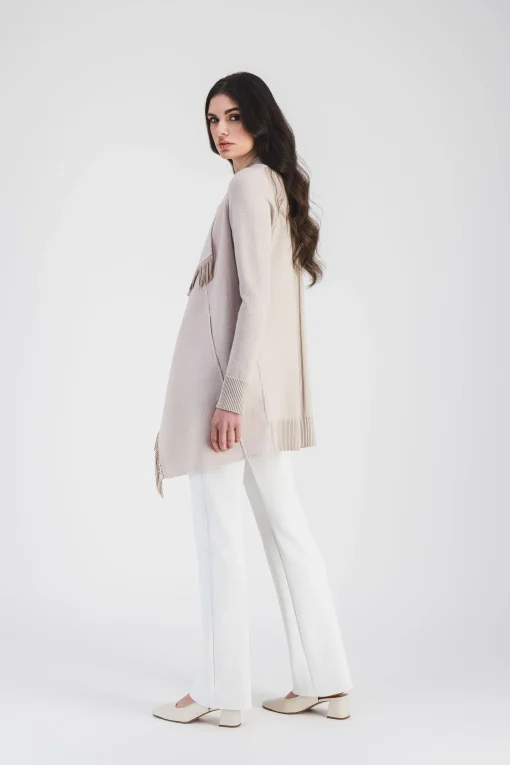 Manteau bi matière avec col drapé et frange en daim