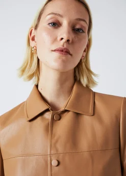 Manteau chemise en cuir camel