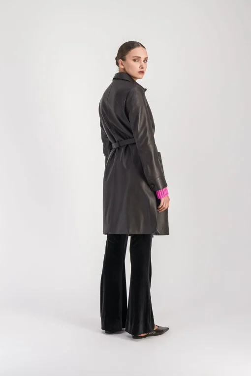 Manteau chemise mi-long en cuir ebene