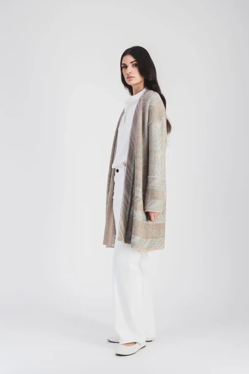 Manteau ethnique en maille