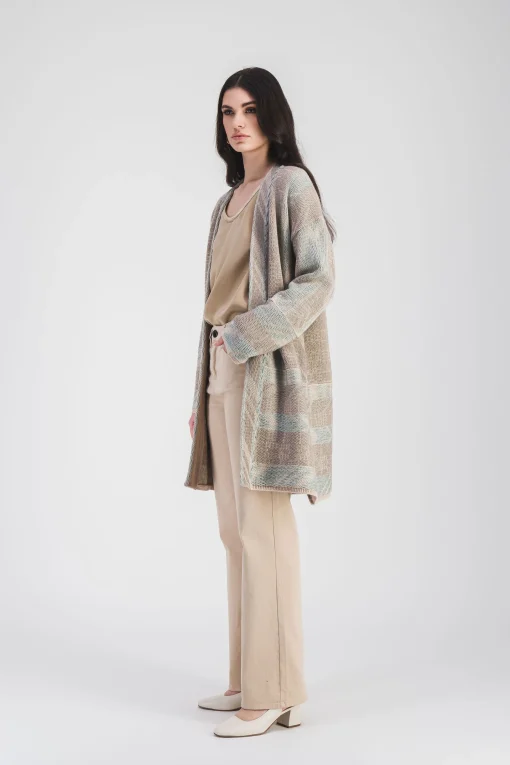 Manteau ethnique en maille