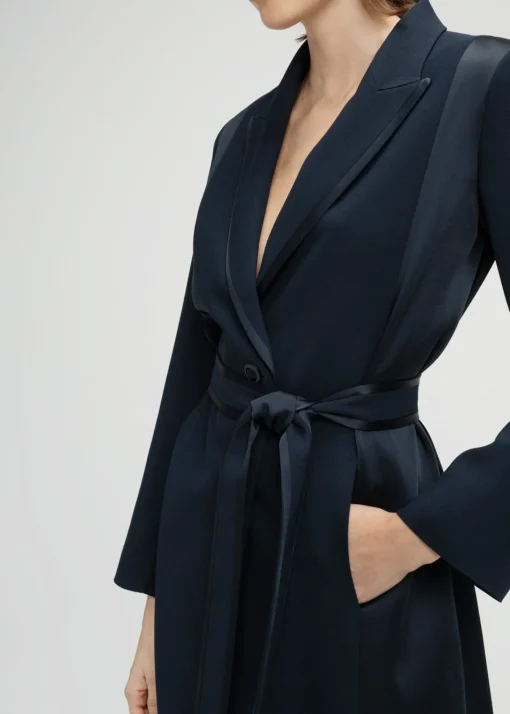 Manteau long en crêpe envers satin marine