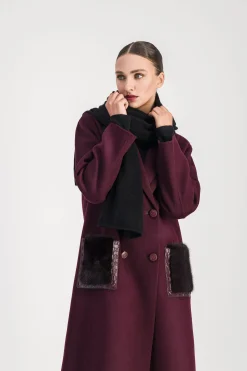 Manteau mi-long poches en fourrure muscat