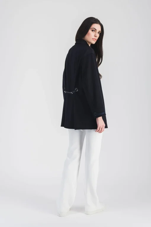 Manteau oversize en cachemire avec détails en cuir