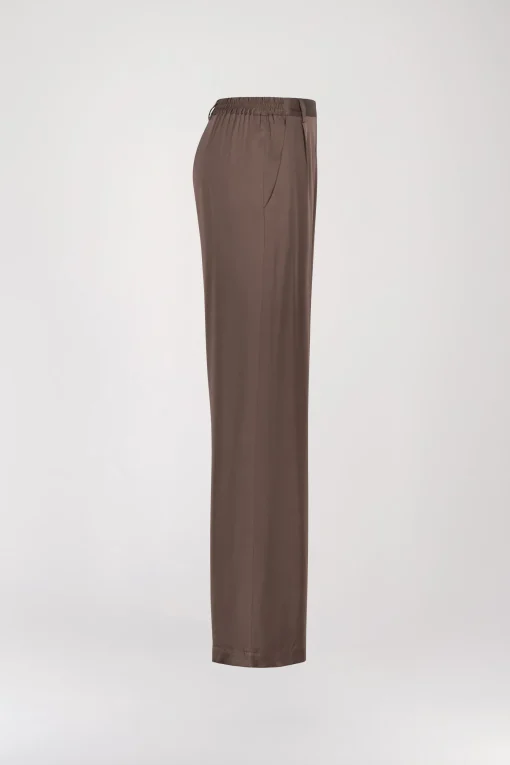 Pantalon droit en soie taupe moyen