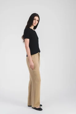 Pantalon fluide en soie beige