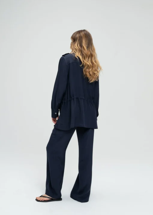 Pantalon fluide en soie marine