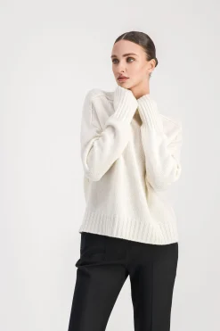 Pull Blanc Cassé à Col Rond
