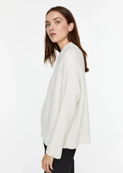 Pull coutures apparentes blanc cassé