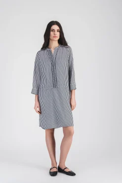 Robe chemise rayée marine en habotai de soie