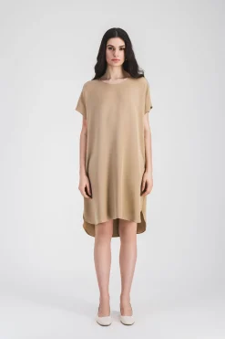 Robe droite en soie beige