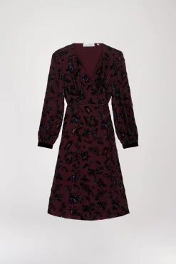 Robe fleurie brodée muscat