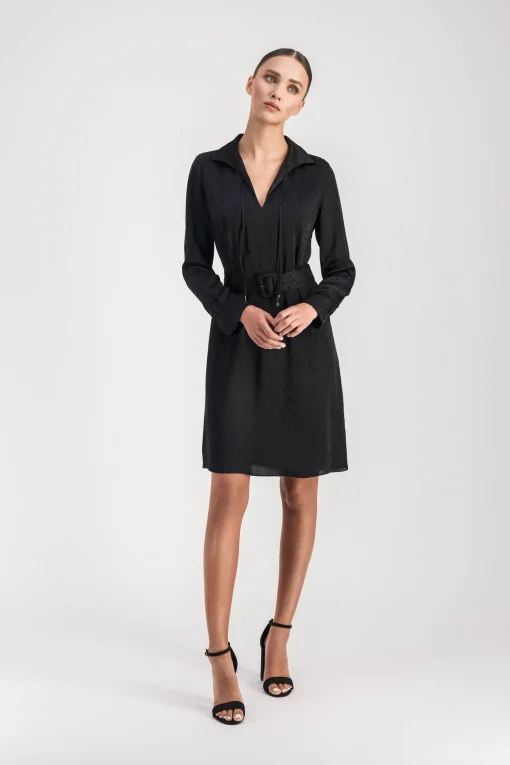 Robe mi-longue à pois noire
