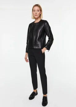 Veste courte en cuir noir