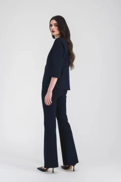 Veste marine avec boutons oeillet