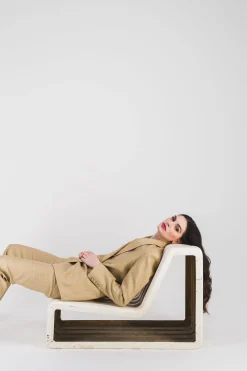 Veste taileur croisée 4 boutons en beige
