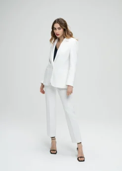 Veste tailleur cintrée blanche