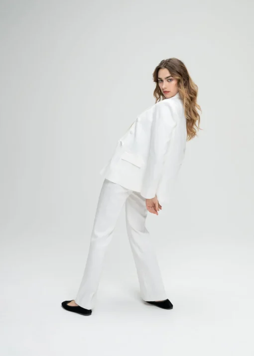 Veste tailleur croisée cintrée blanc