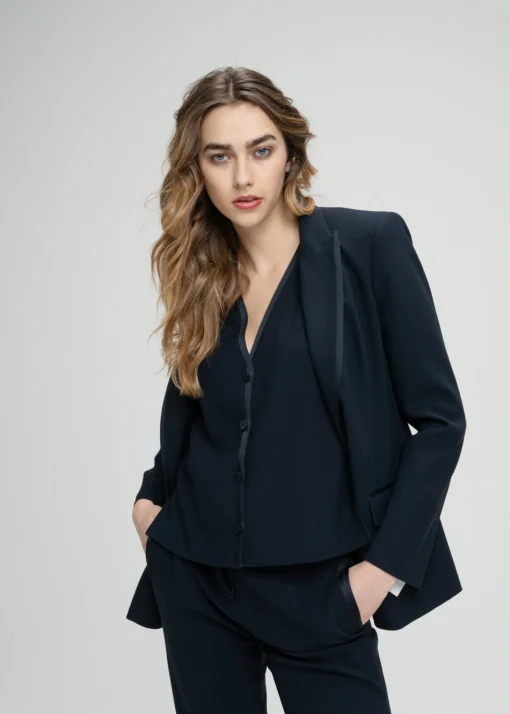 Veste tailleur en crêpe envers satin marine
